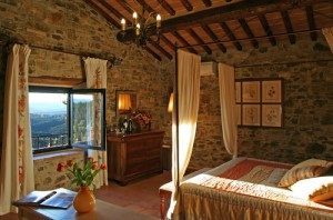 Manovra, Cuomo: bene proroga bonus vacanze ma attenzione al Natale